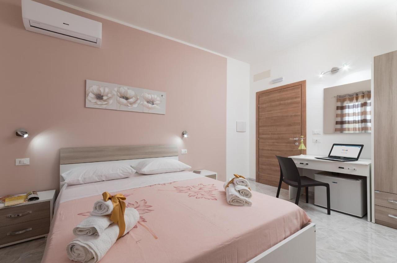 Tra La Montagna E Il Mare Bed and Breakfast San Vito Lo Capo Exteriör bild