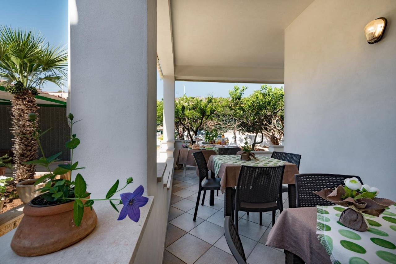 Tra La Montagna E Il Mare Bed and Breakfast San Vito Lo Capo Exteriör bild