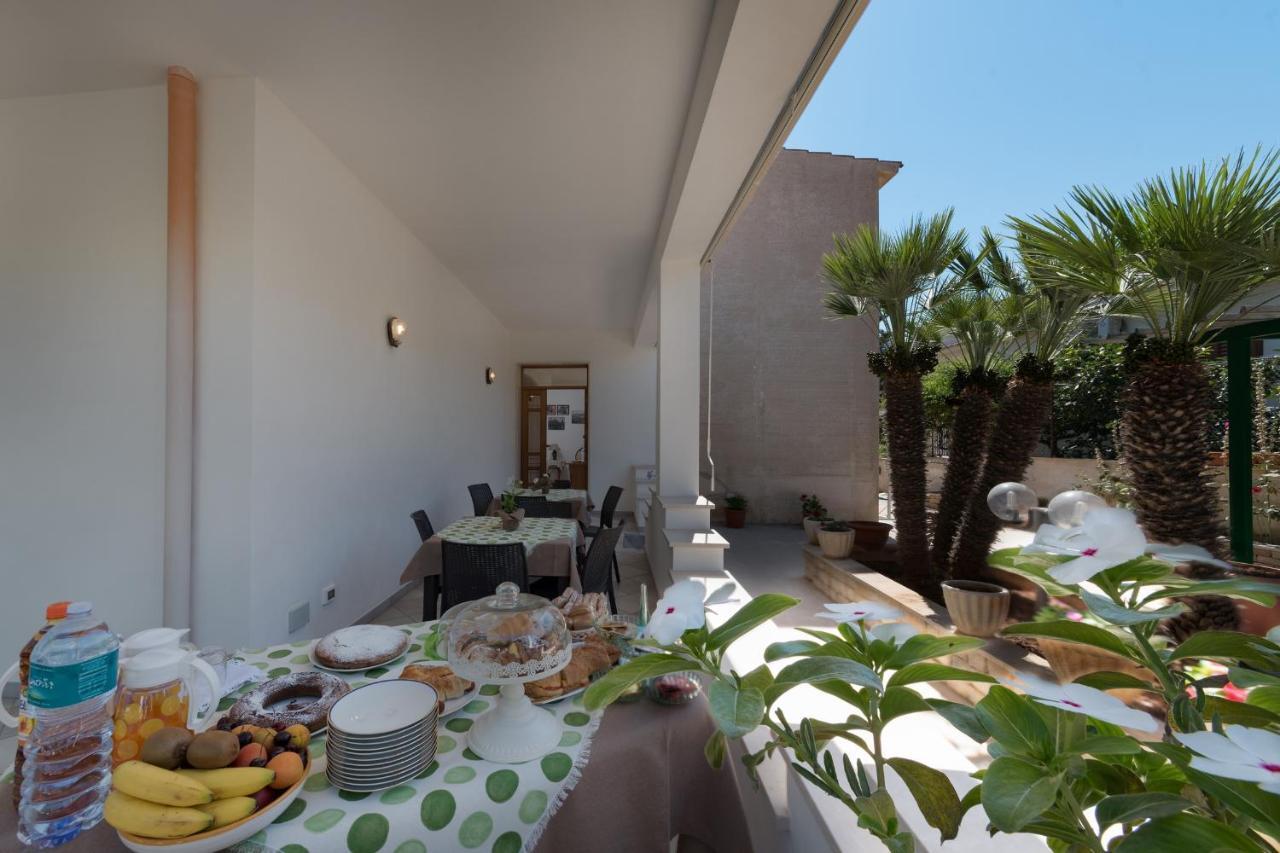 Tra La Montagna E Il Mare Bed and Breakfast San Vito Lo Capo Exteriör bild