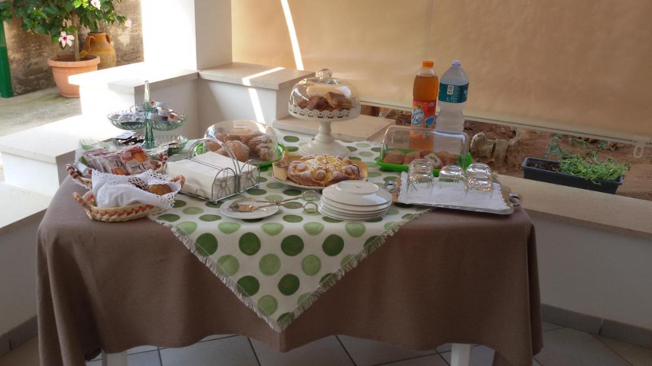 Tra La Montagna E Il Mare Bed and Breakfast San Vito Lo Capo Exteriör bild